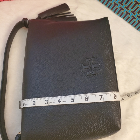 #0360 BRAND NEW WITH TAGS! TORY BURCH Thea SMALL Hobo Bag - Picture 12 of 16